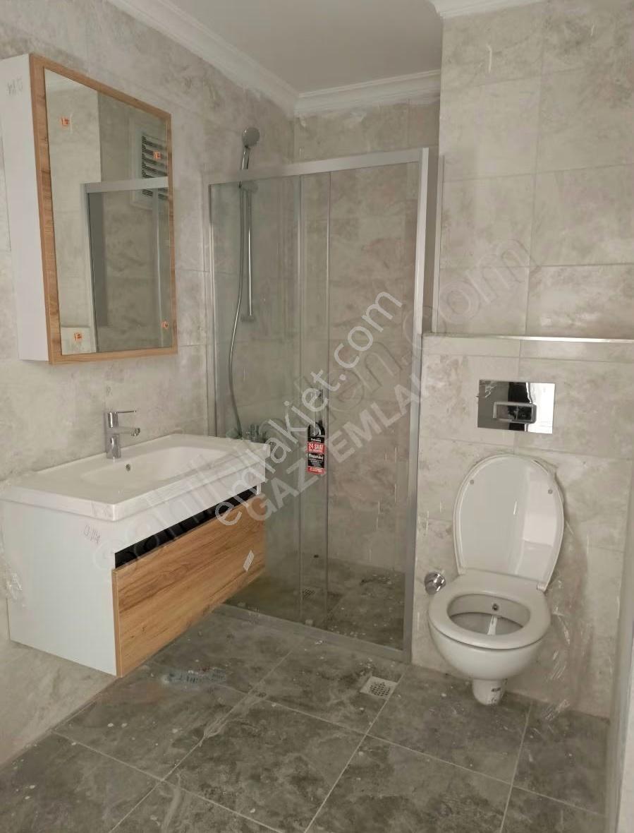 ""gazi Emlak""havuzlu Site İçi 1+1 En Üst Havuza Bakan Sıfır - Görsel 8