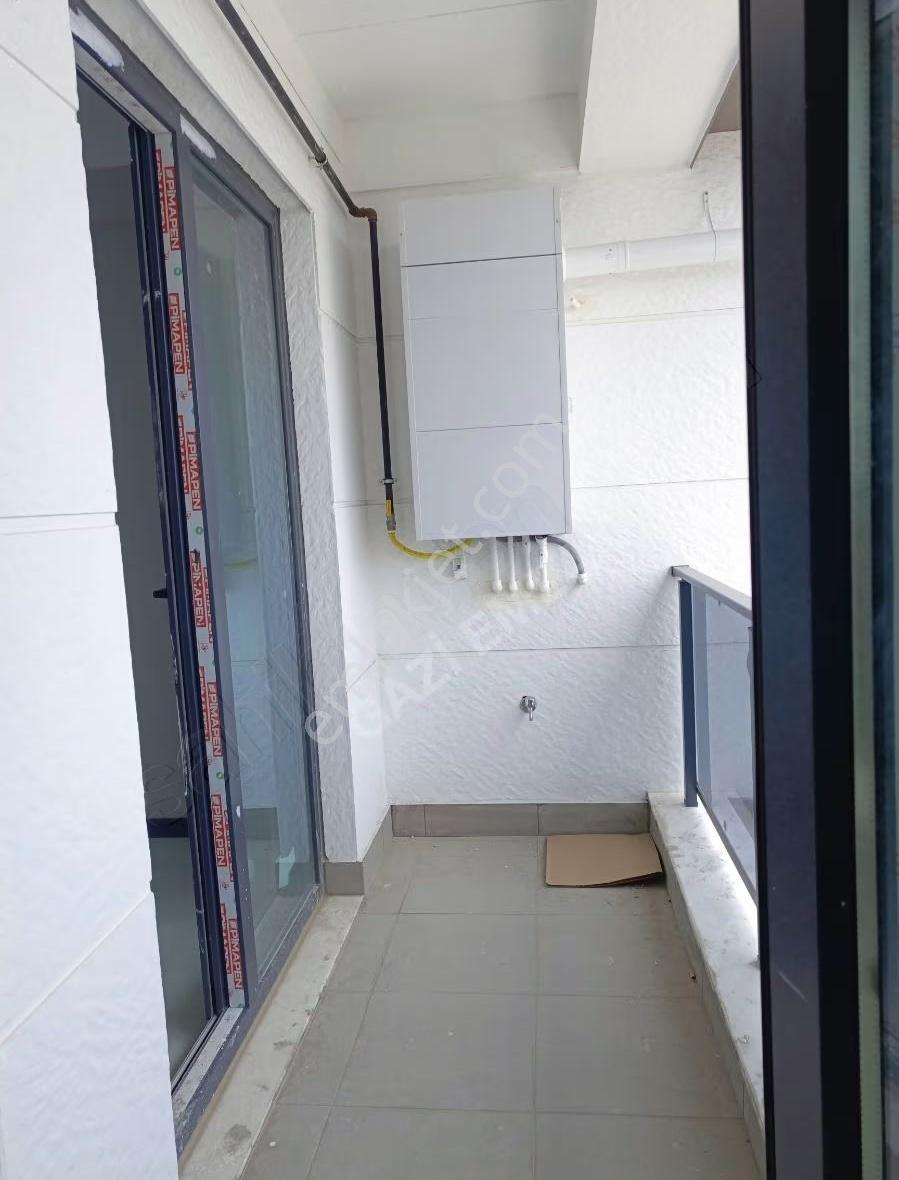 ""gazi Emlak""havuzlu Site İçi 1+1 En Üst Havuza Bakan Sıfır - Görsel 5