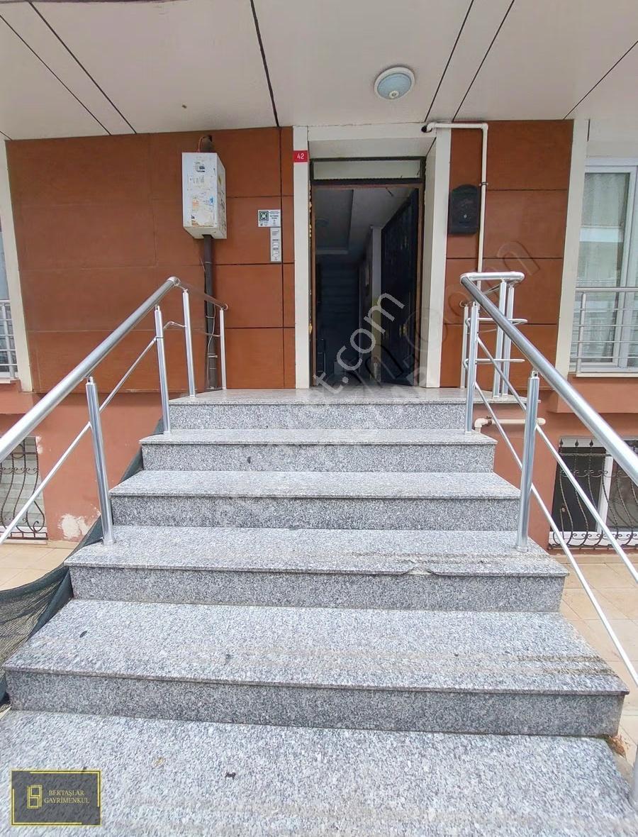 Zümrütevlerde;krediye Uygun,metroya 10 Dk,açık Mutfaklı (2+1) - Görsel 19