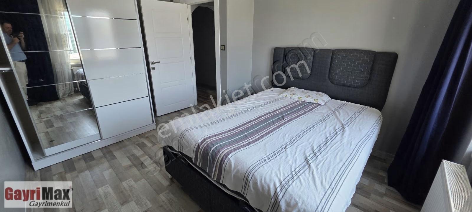 Beylikdüzü Ünde 3+1 Satılık Boş Daire İçi Yenilenmiş, Merkezde ! - Görsel 6
