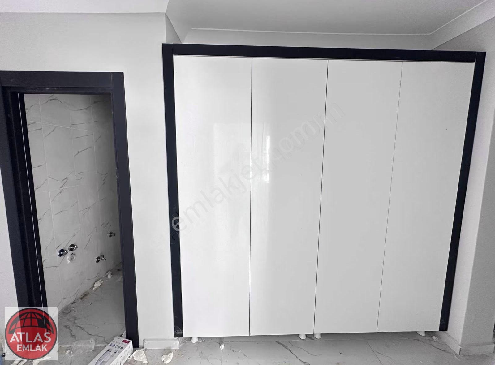 Atlas'tan Dev Balkonlu Güneycephe Şehir Manzaralı Kilerli - Görsel 8
