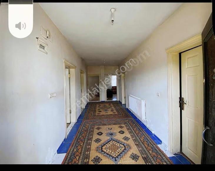 Şeyma Emlaktan Kiralık Alpaslan Mahalesinde 3+1müstakil Ev - Görsel 12