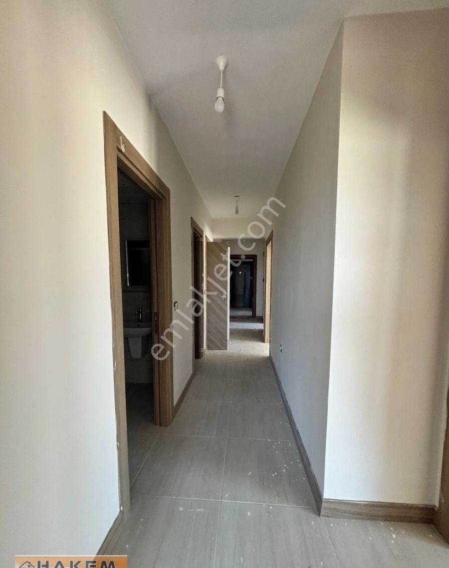 Göztepe Tokilerinde 2+1 Hiç Oturulmamış Market Yanı Kiralık Daire