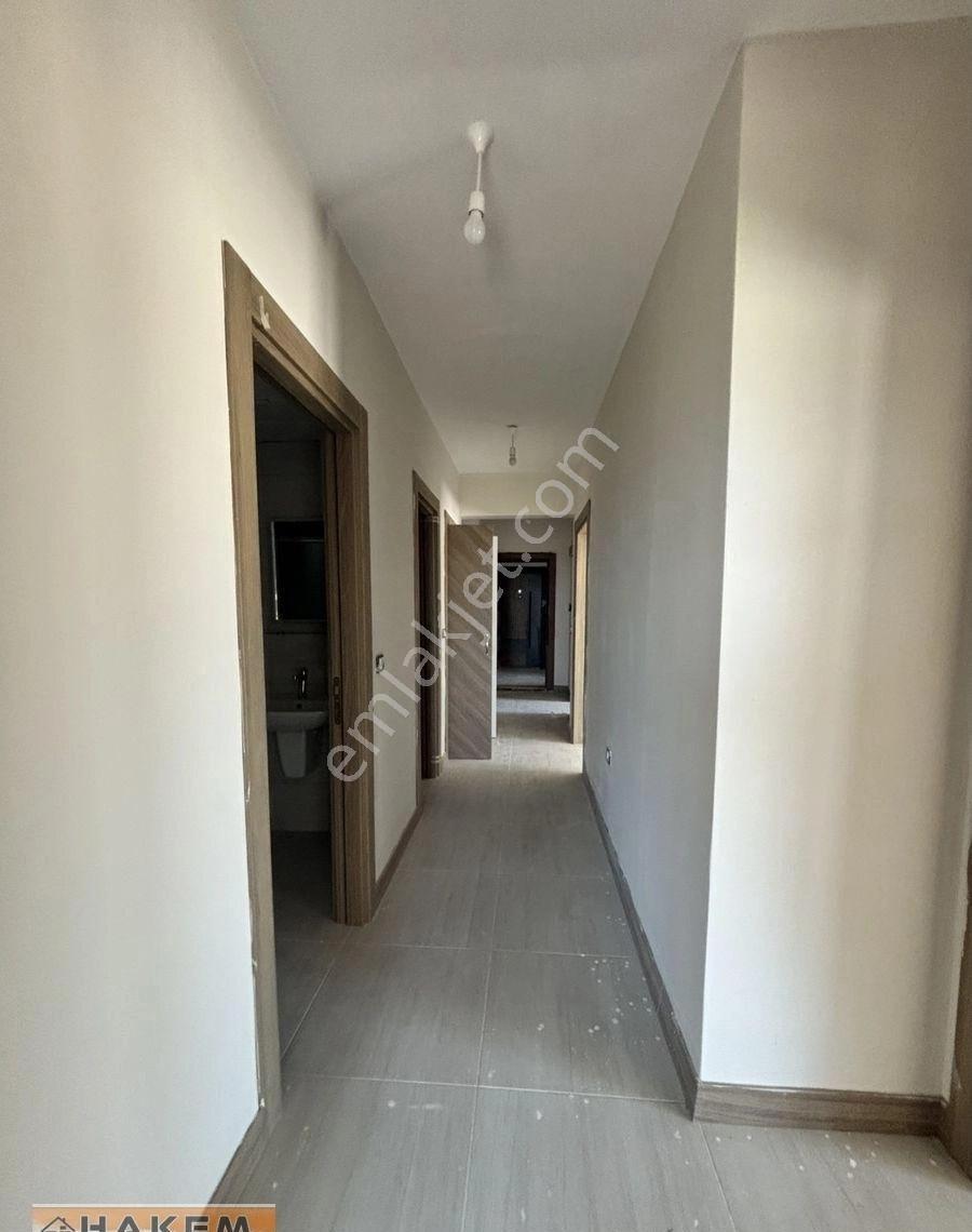 Göztepe Toki’lerinde 2+1 Zemin Kat Yıllık Kiralık Daire - Görsel 15