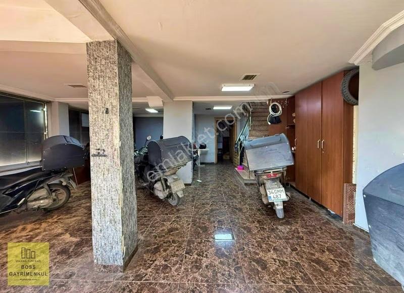 Şirinevler Meydan'da Devren Kiralık 5 Bölümlü 250m² Dükkan - Görsel 11