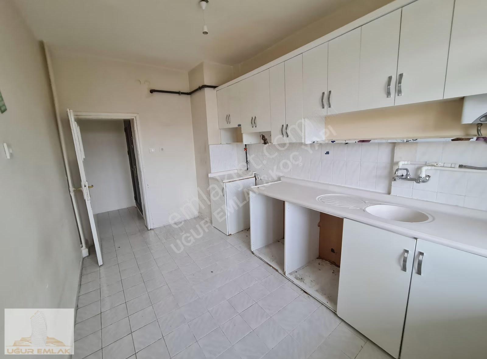 Bosna Hersek'te Kampüs Yakını, Tramvaya Sıfır 3+1 Kiralık Daire - Görsel 22