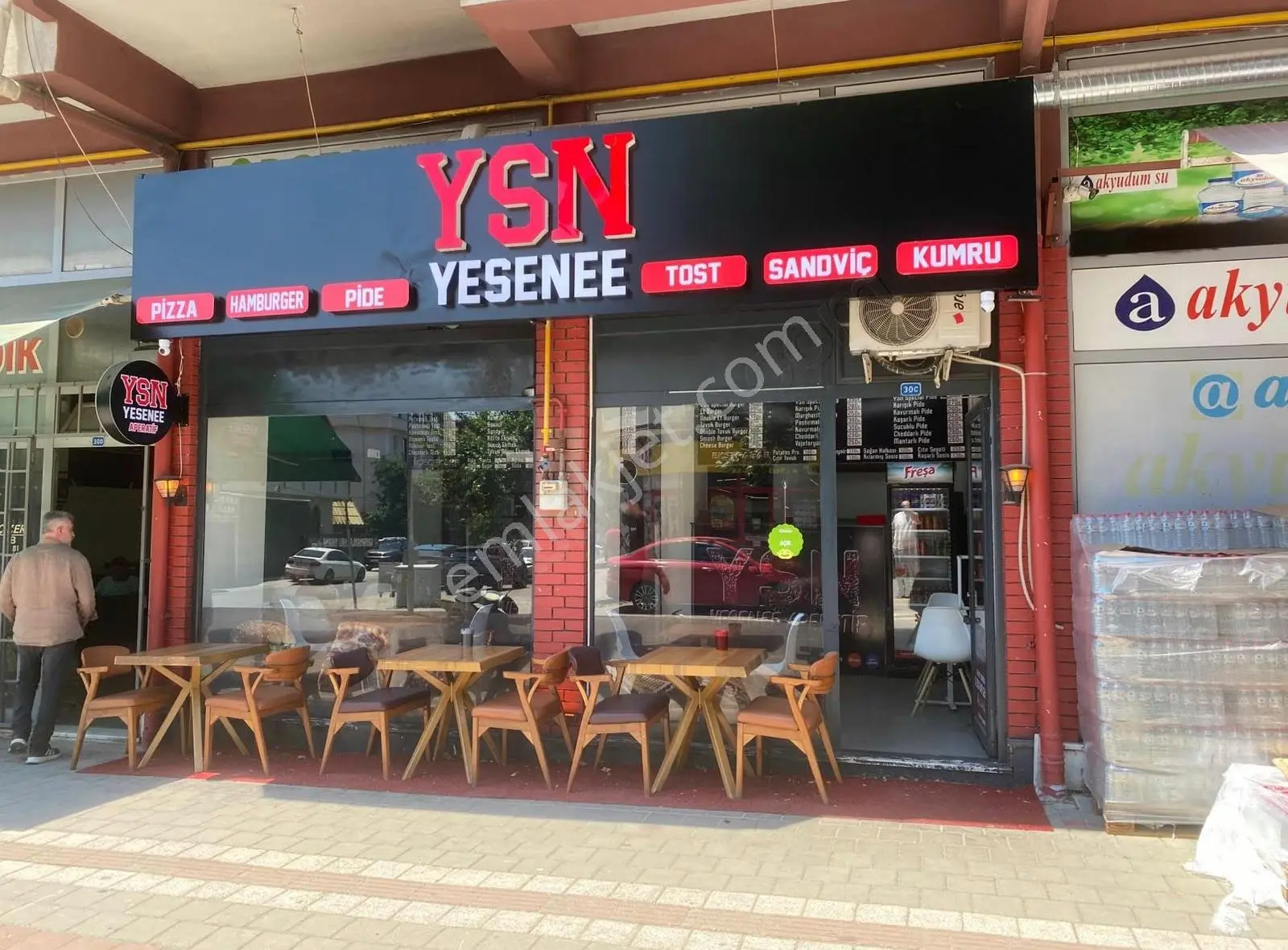 Liva Realty'den Yeni Mah İşlek Cadde Üzeri Devren Apertif Salonu