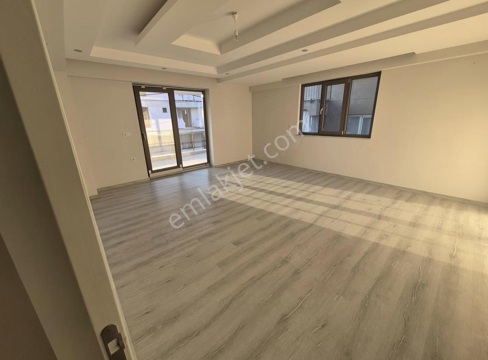 Yenişafak Mahallesinde Park Cepheli 160 M2 Satılık Lüks Daire - Görsel 3
