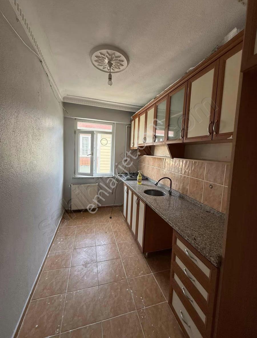 Muhacır Mah'de Kiralık 2+1 Ara Kat Daire - Görsel 9