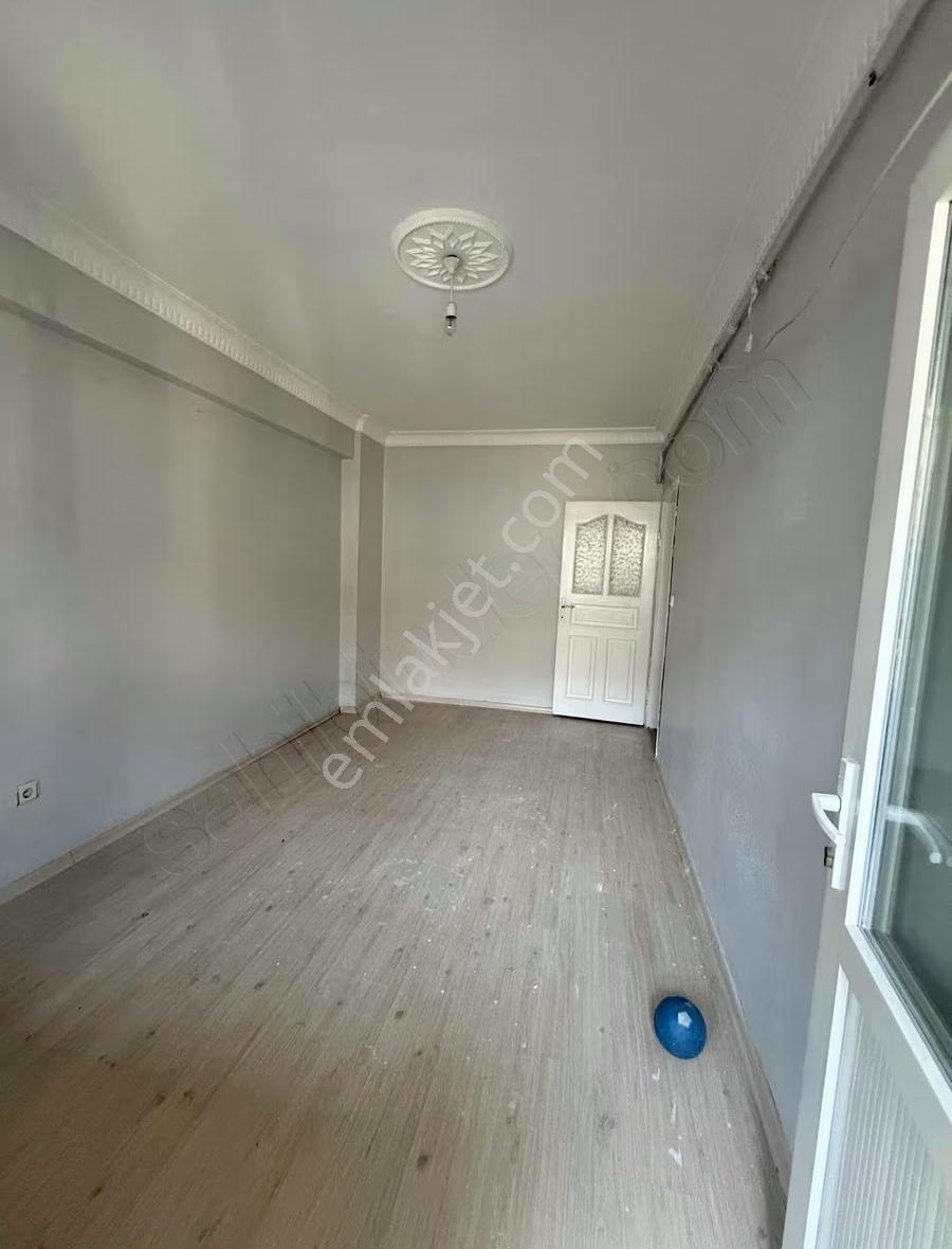 Muhacır Mah'de Kiralık 2+1 Ara Kat Daire - Görsel 17