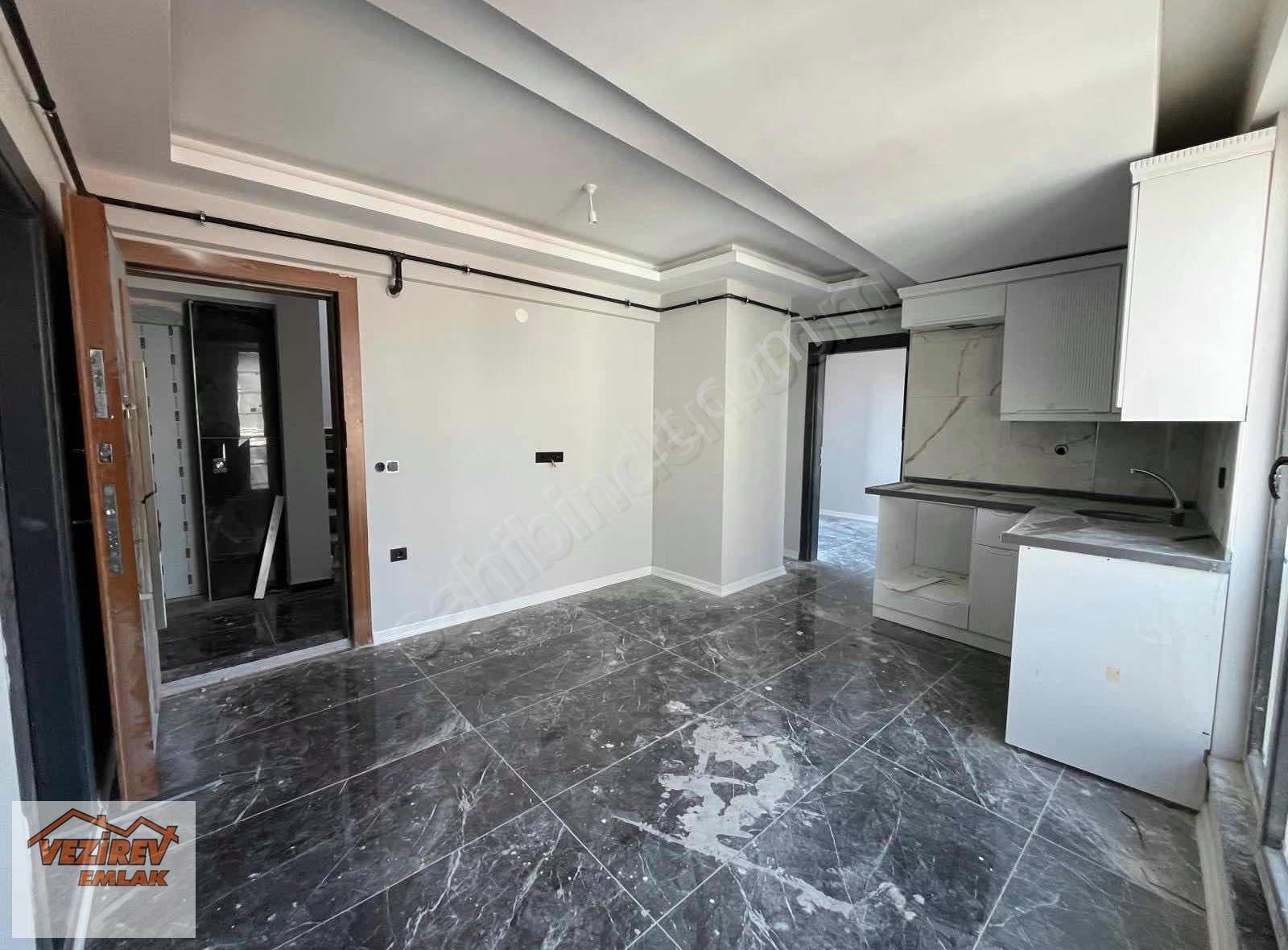 Vezirev Emlak'tan Merkezi Konumda 1+1 Kiralık Daire - Görsel 17