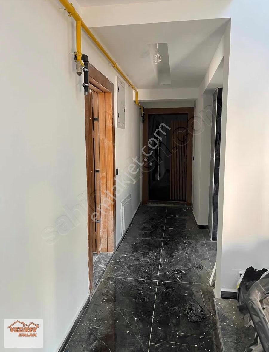 Vezirev Emlak'tan Merkezi Konumda 1+1 Kiralık Daire - Görsel 6