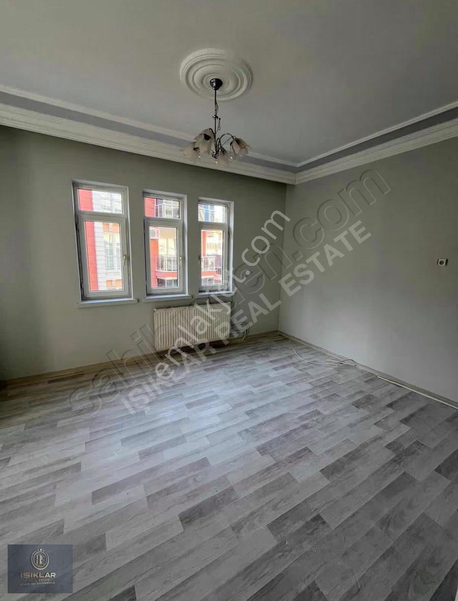 Enes Işık'tan Paşaköşkünün En Güzel Konumunda 3+1 Ara Kat Daire - Görsel 6