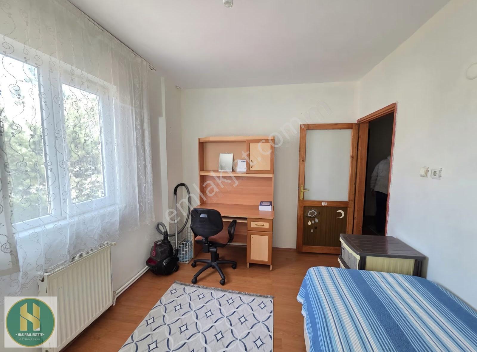 Has Real Estate Gayrimenkul Den Bahçelievlerde 1+1 Eşyalı Daire - Görsel 4