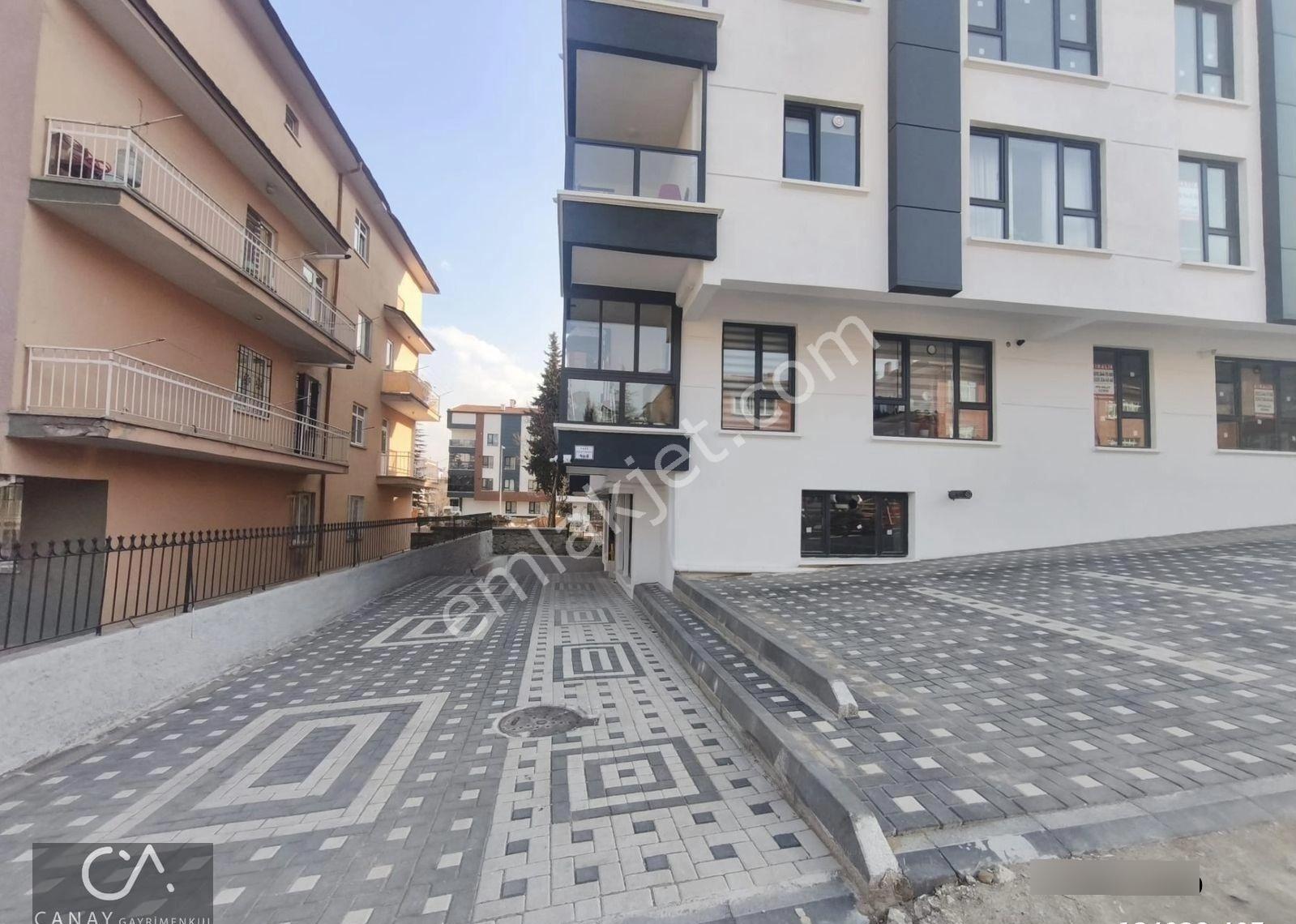 Yenimahalle Yunus Emre Mahallesi'nde Sıfır Binada, Merkezi Konumlu Lüks 1+1 Satılık Daire - Görsel 2