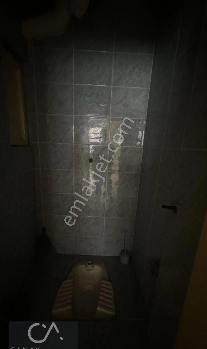 Karşıyaka Mahallesi 515. Sokak’ta Metroya Yakın 2+1 Satılık Kot 1 Daire - Görsel 19