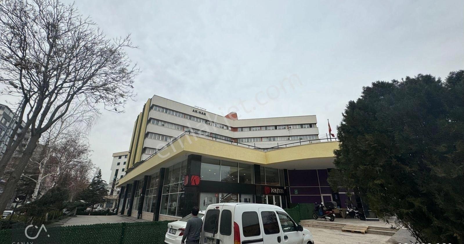 Ak-han İş Merkezinde Satılık Güvenlikli Kapalı Otoparklı Büro&ofis - Görsel 5