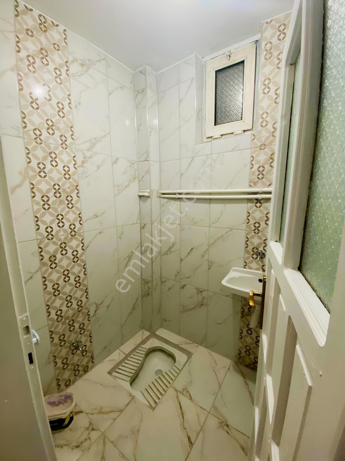 Yusufpasa Mah Kazımpaşa Caddesinde Kiralık 3+1 Daire - Görsel 5