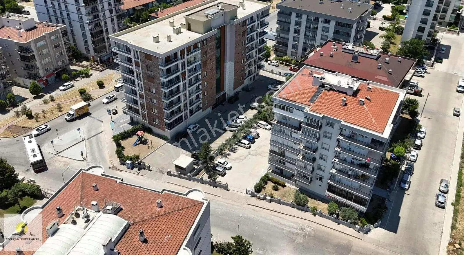 Ataşehir'de Asansörlü Otoparklı Kapalı Mutfaklı 3+1 Daire - Görsel 9