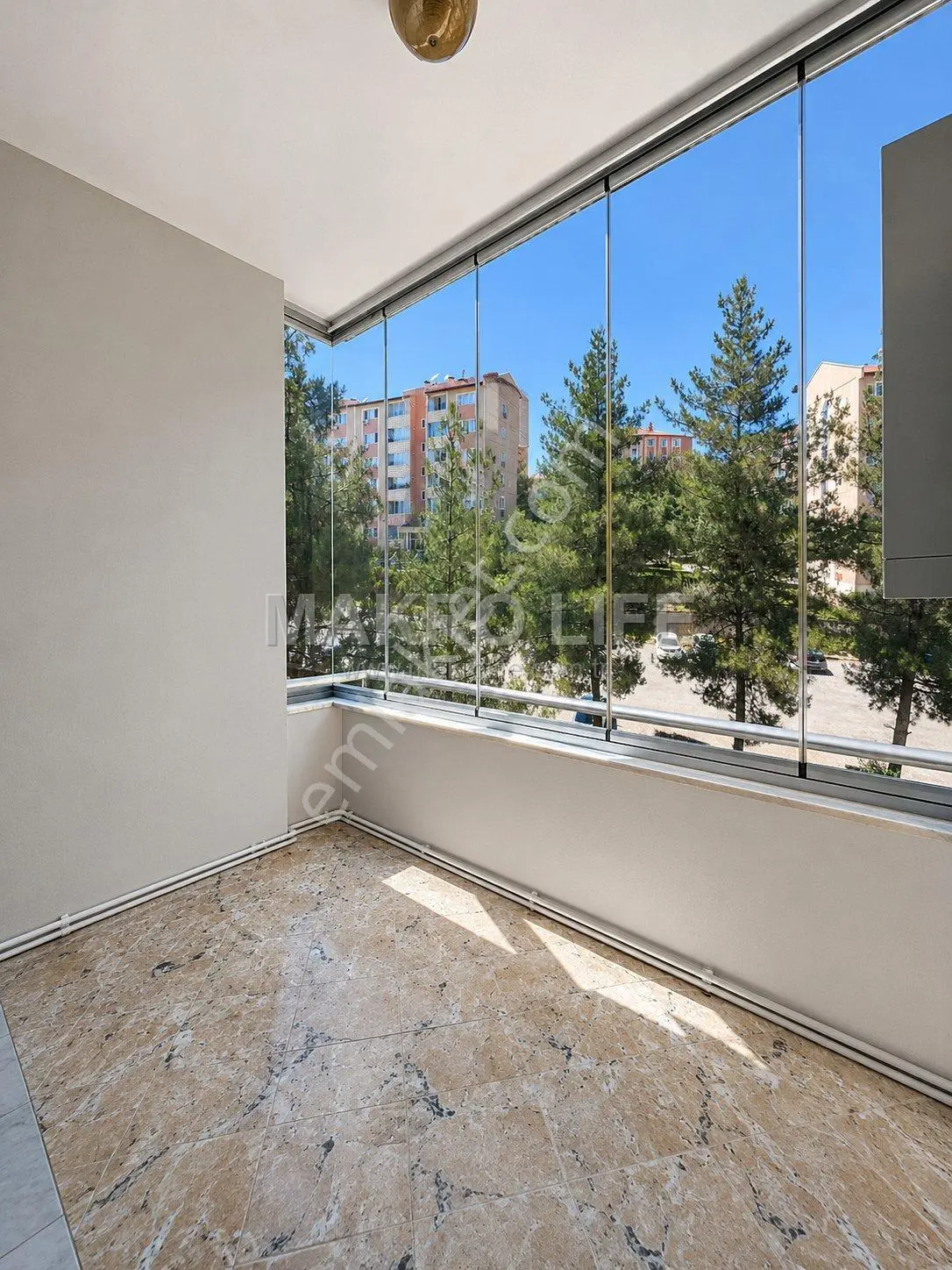 Toplukonut Etap 3'te Acil Satılık 3+1 Full Bakımlı Daire
