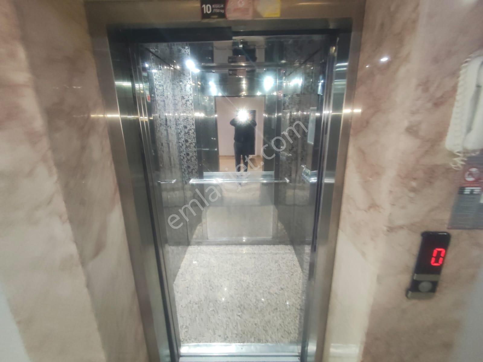 Yılmaz Gayrımenkulden 4+1 On Cephe Emsallı 180 Metre Kare - Görsel 4