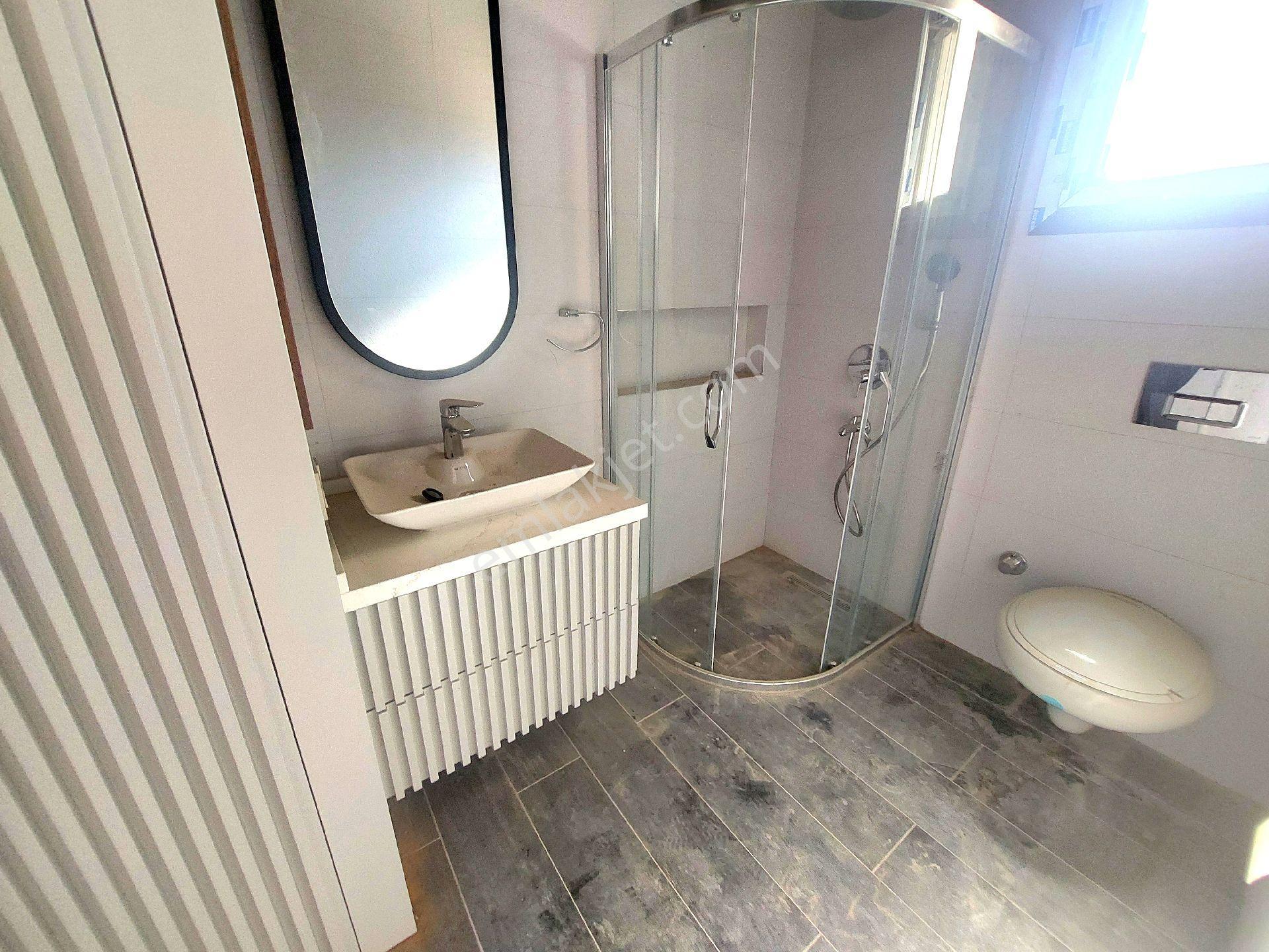 Kuşadasında Özel Havuzlu Geniş Bahçeli Sıfır Villa - Görsel 28