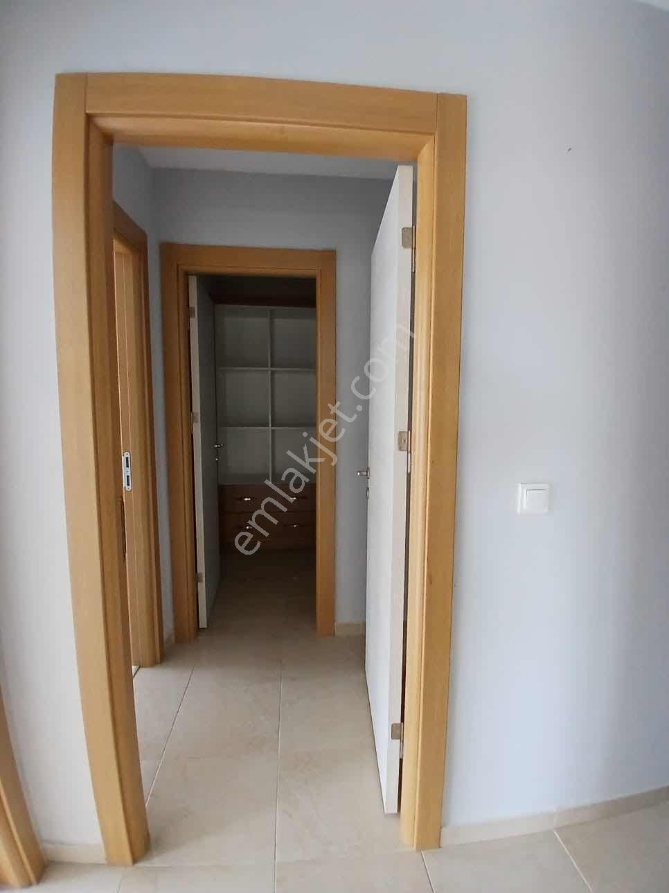 Mahmutlarda Satılık 2+1 Lüx - Görsel 4