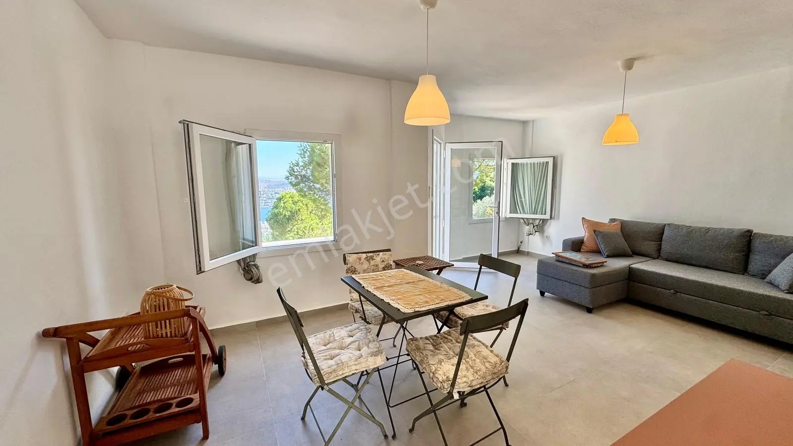 Cennet Evler Üst Kısımda İçi Sıfırlanmış Satılık Villa - Görsel 13
