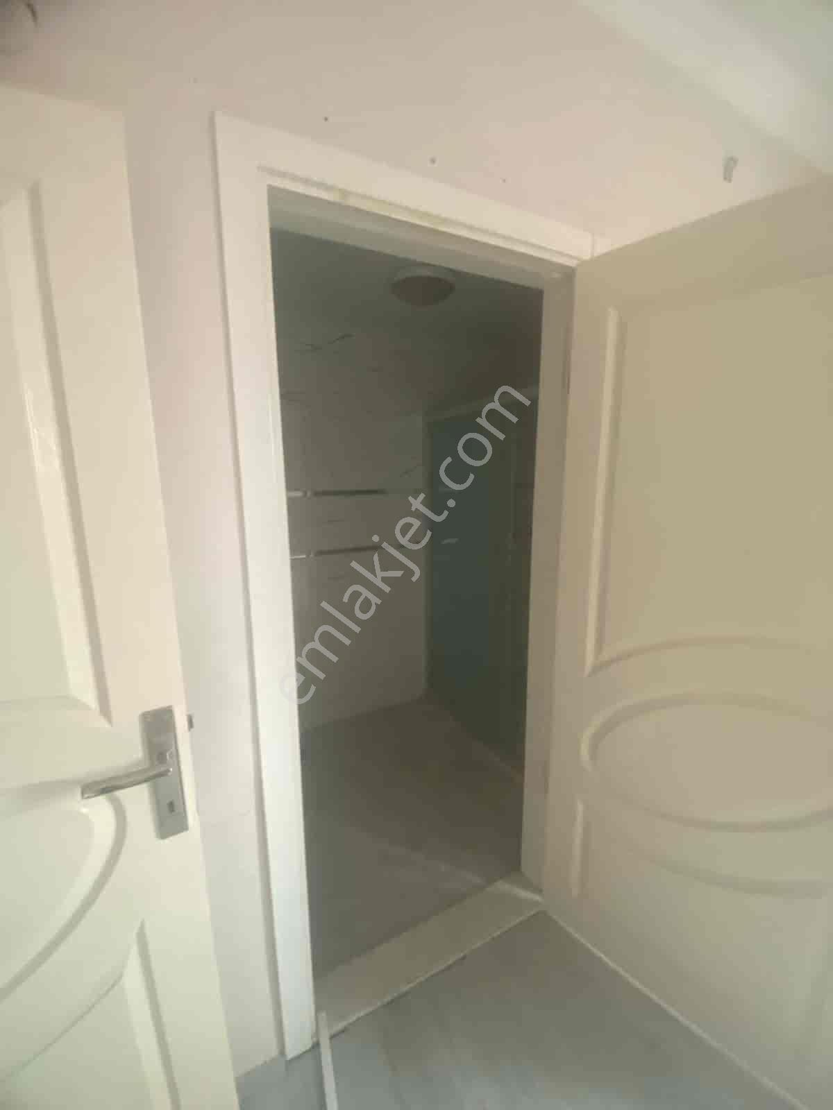 Meta'dan İzmir Kiraz İstiklal De Kiralık 3+1 Daire - Görsel 8