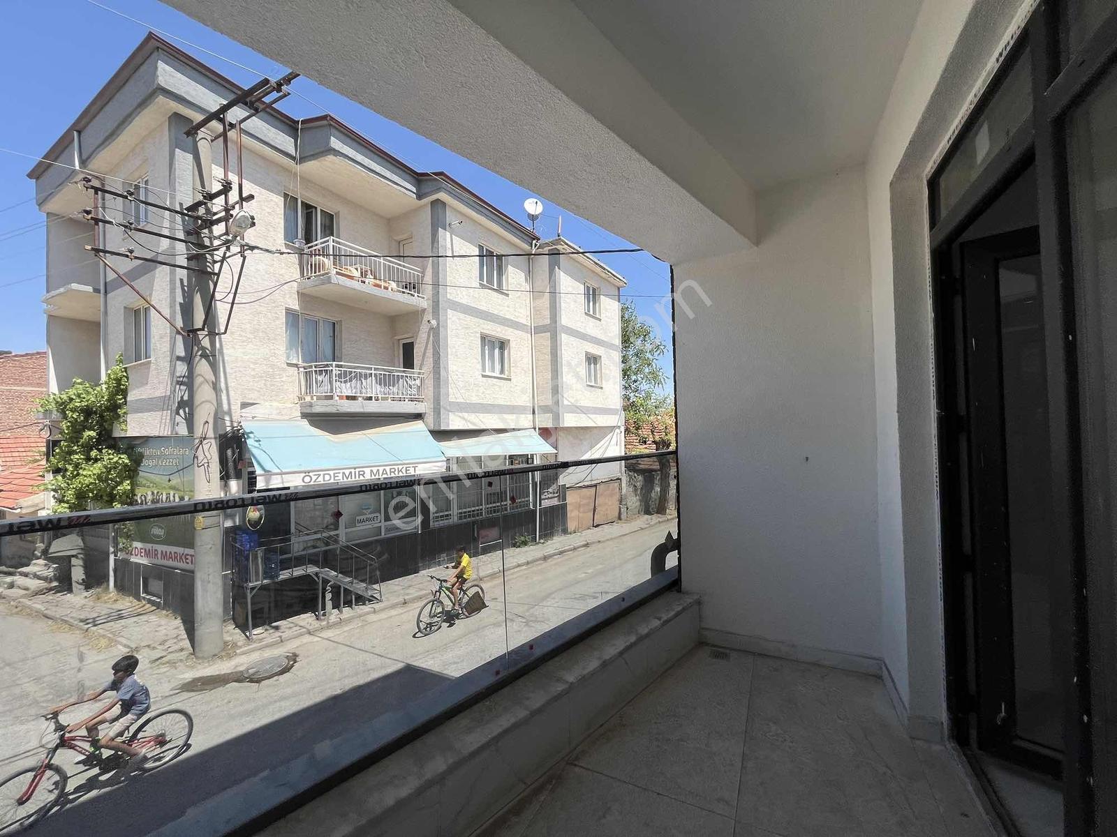 Eker'den Emniyet Müdürlüğü Arkasında Sıfır 2+1 Satılık Daire - Görsel 32