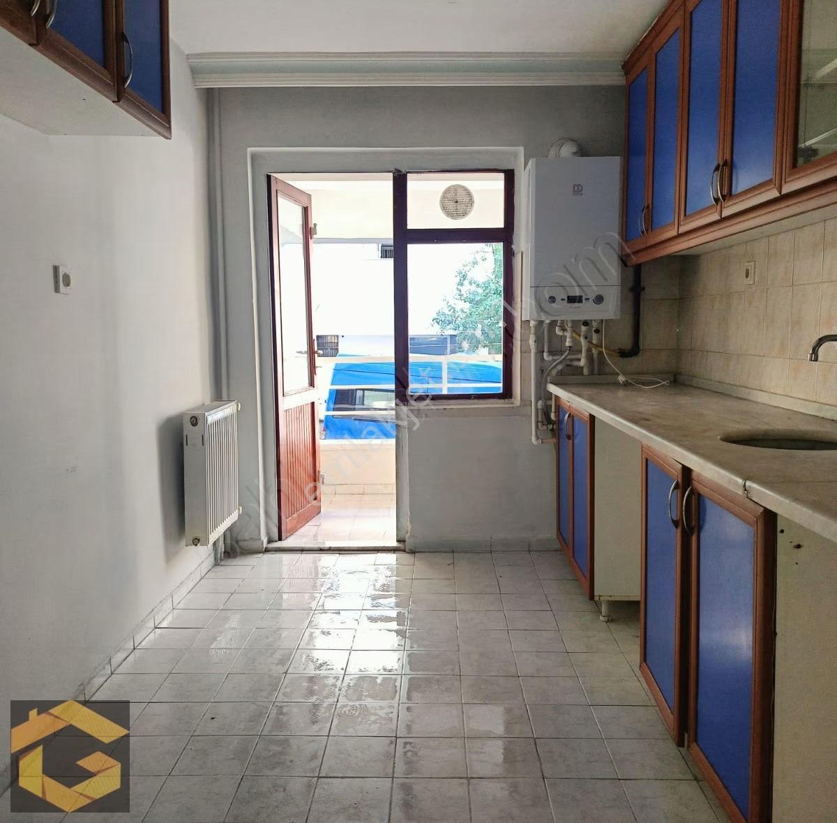 Fix Gross Yakını Cadde Üzeri Fırsat Kiralık 2+1 - Görsel 14
