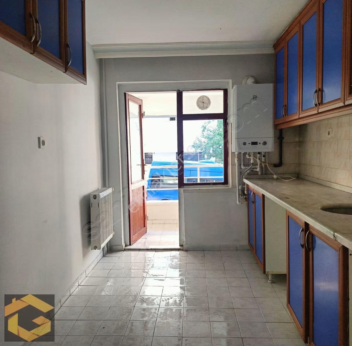Fix Gross Yakını Cadde Üzeri Fırsat Kiralık 2+1 - Görsel 16