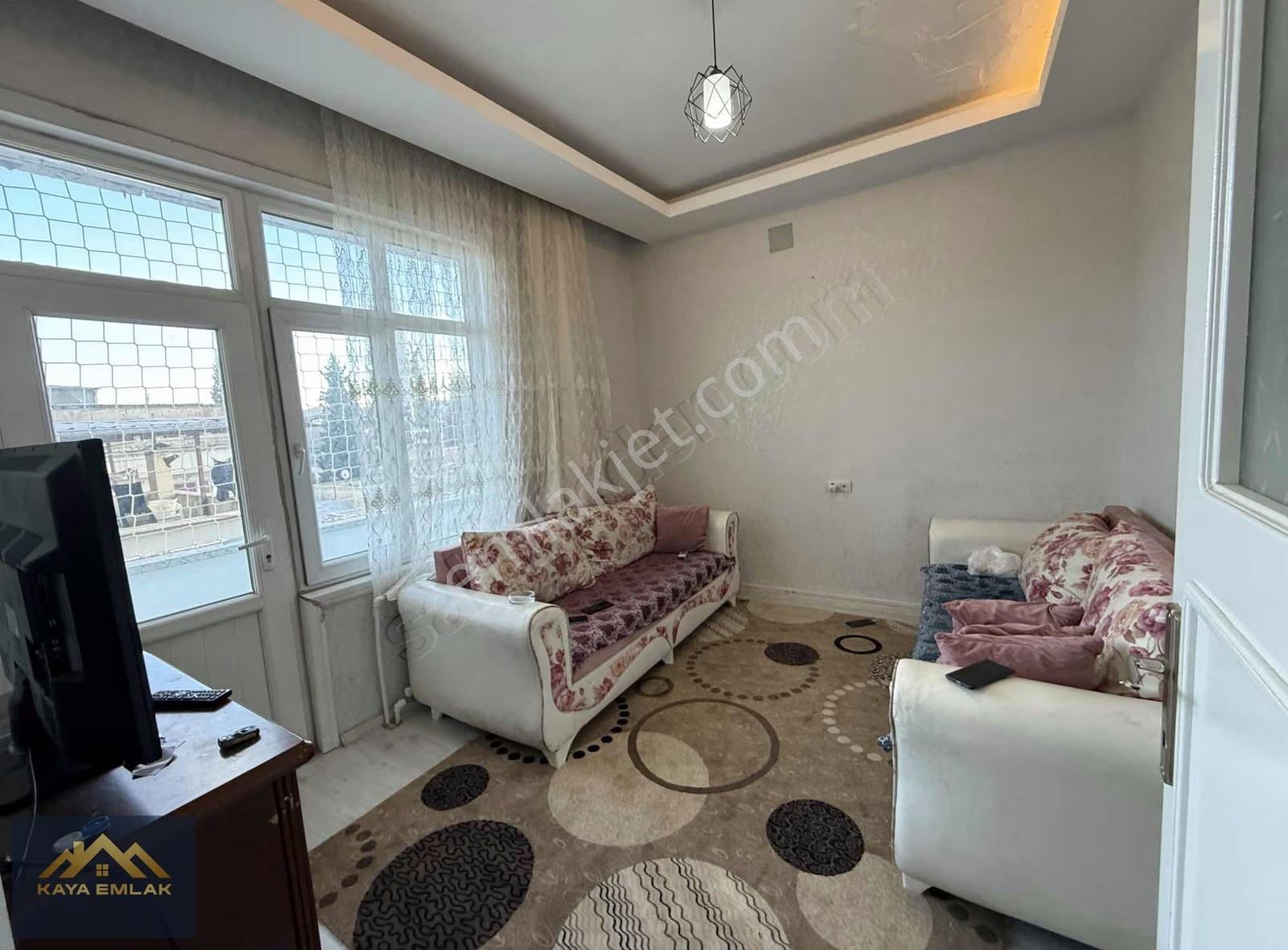 Konak Mahallesinde Kiralık 3+1 Geniş Daire - Görsel 5