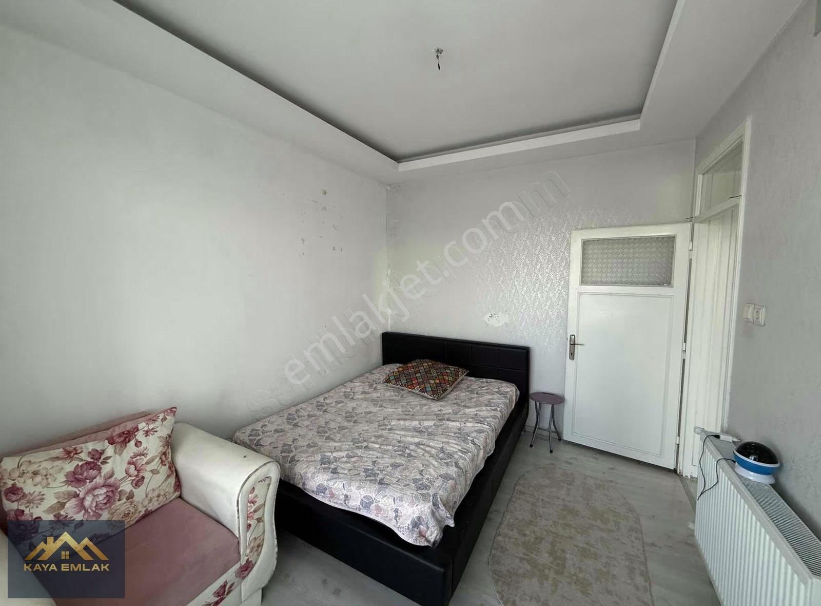 Konak Mahallesinde Kiralık 3+1 Geniş Daire - Görsel 11