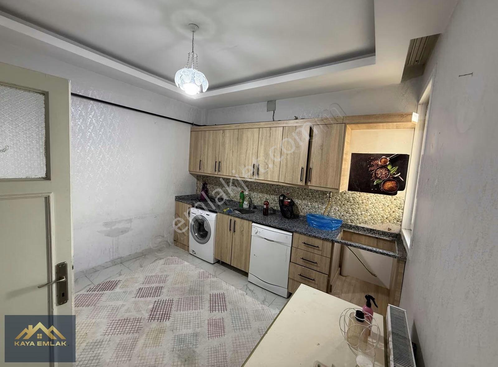 Konak Mahallesinde Kiralık 3+1 Geniş Daire