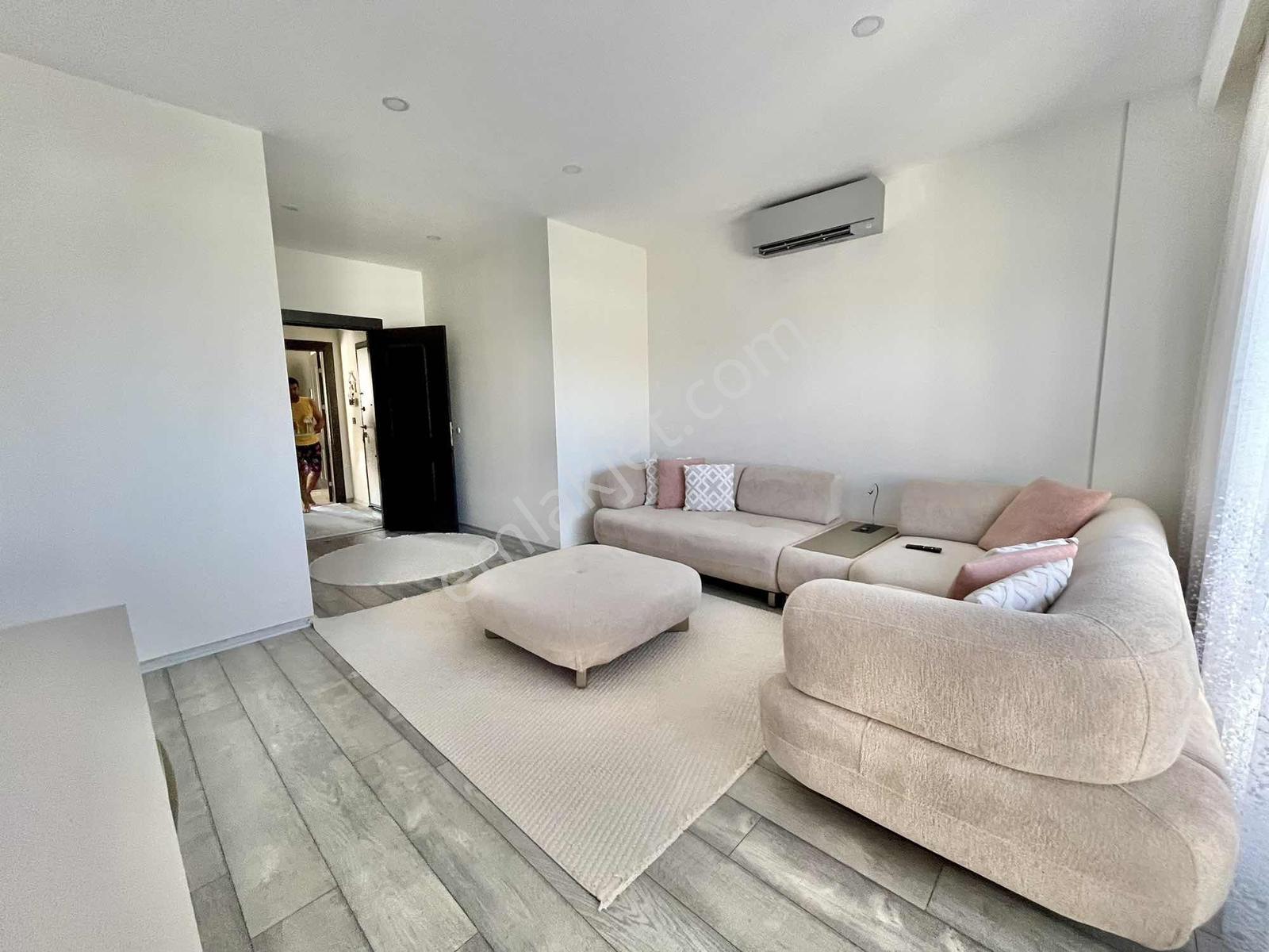 Alanya Çıplaklı Mahalelesinde Eşyalı Satılık 2+1 Dubleks Daire - Görsel 3
