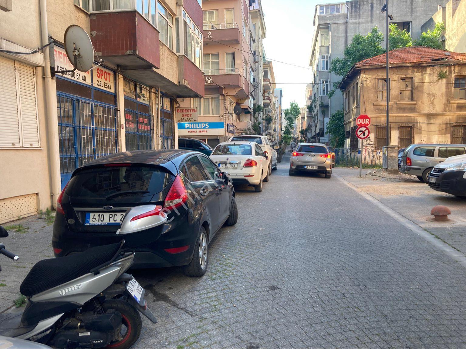 Çarşı İçi Sıra Kolon Satılık Dükkan - Görsel 18