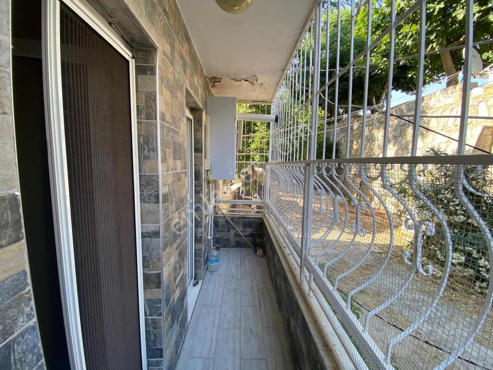 Kuşadası Marina Bölgesinde Satılık 3+1 Fırsat Daire - Görsel 33