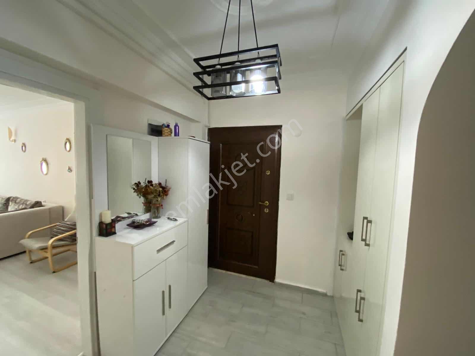 Kuşadası Marina Bölgesinde Satılık 3+1 Fırsat Daire - Görsel 28