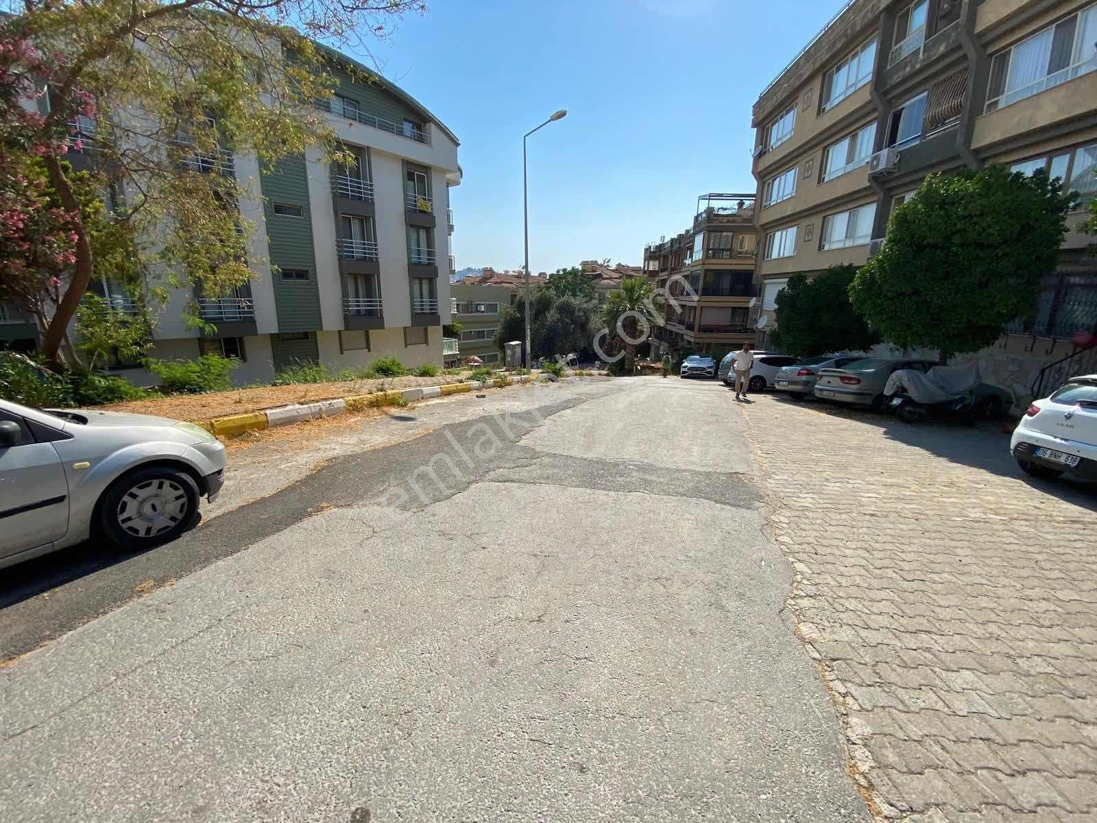 Kuşadası Marina Bölgesinde Satılık 3+1 Fırsat Daire - Görsel 11