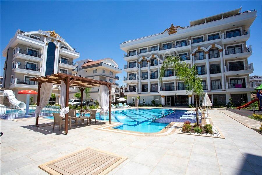 Alanya Oba Mahallesinde Aktıvıteli Site İçerisinde 165m2 4+1 Dairemiz
