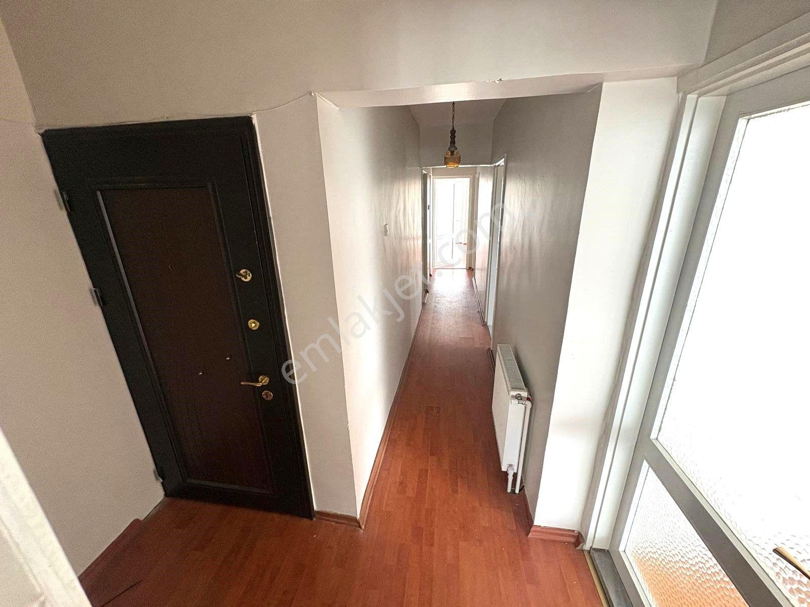Blue Life Egen'den Gerçek İlan-akçay Merkez'de 3+1 Denize 250mt Ön Cephe Arakat Ayrı Mutfak Daire - Görsel 34