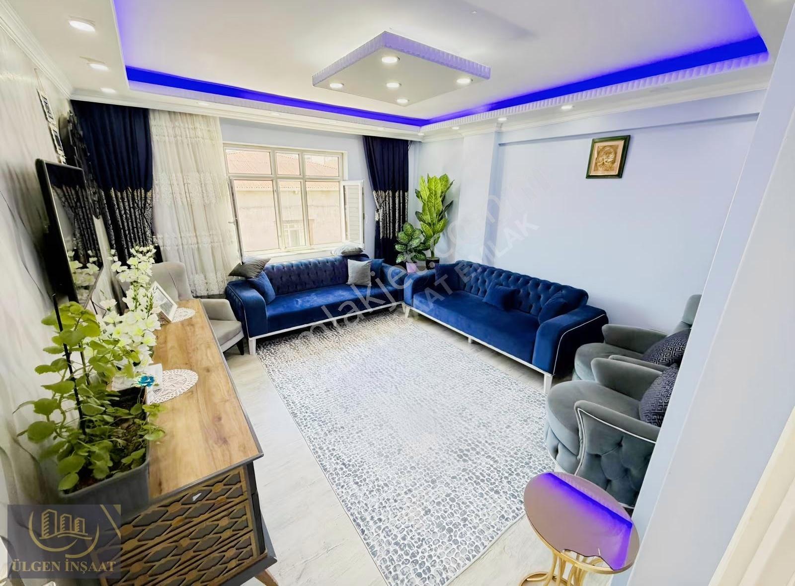 Ülgen İnş Yunusemre Mah Satılık 3+1 Kat 2.130 M Daire