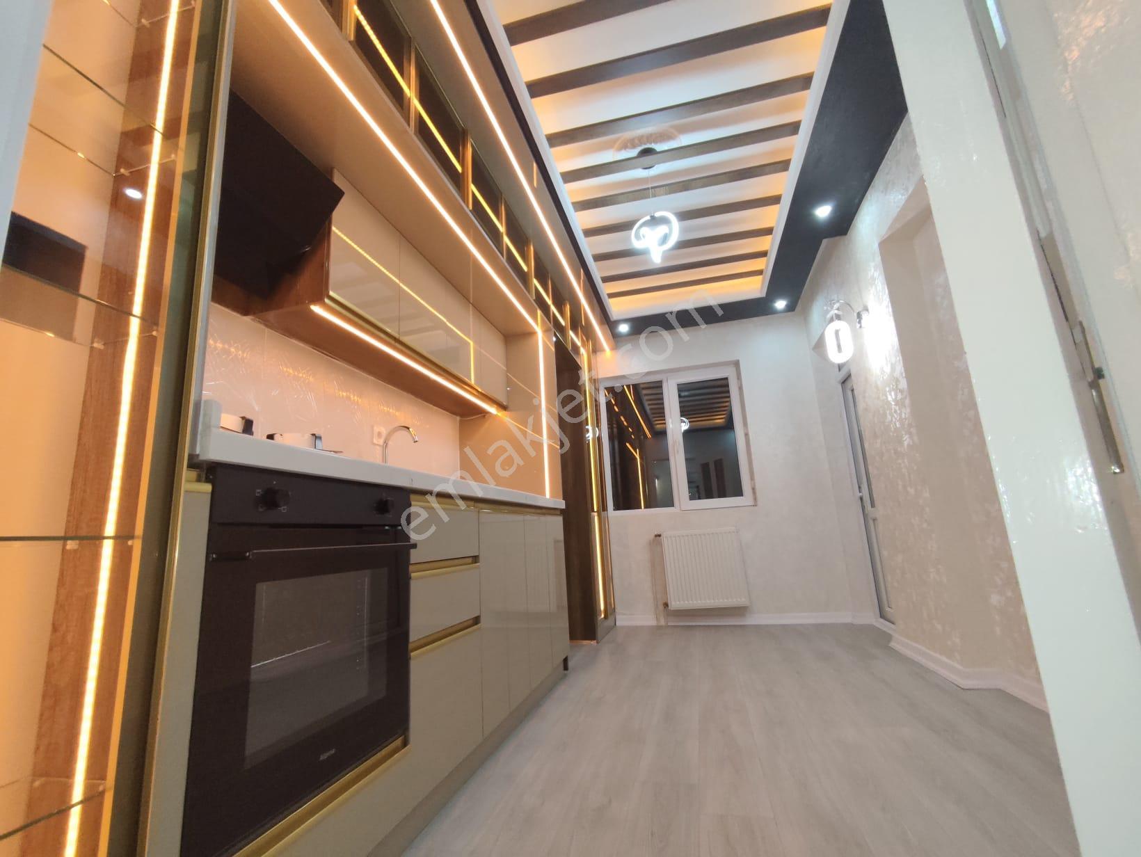 Yılmaz Gayrımenkulden Asansörlü 3+1 Ful Yapılı Satılık Daire 5.150 - Görsel 8