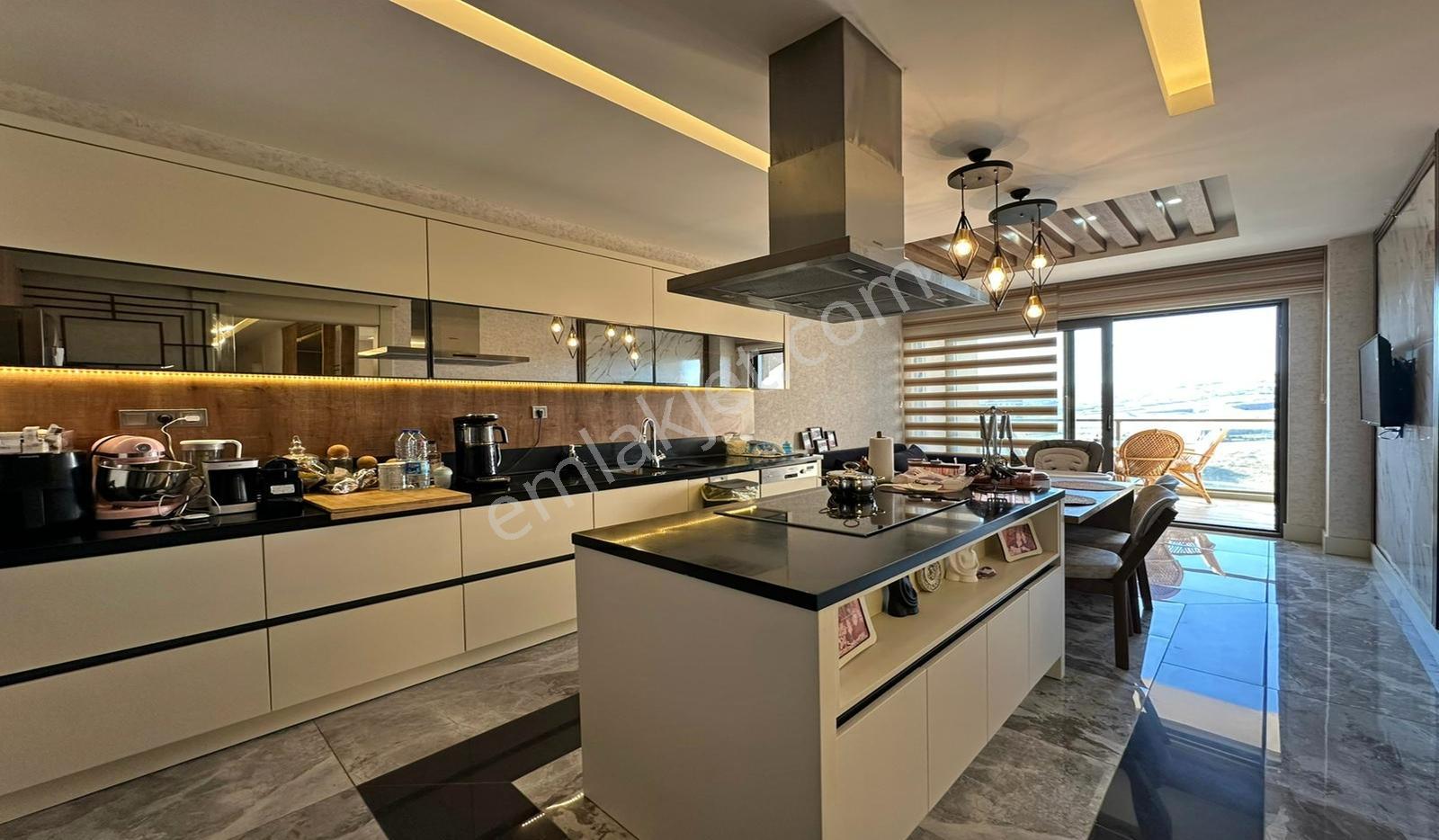 Yülseltepe Ödül Alan Projesiyle Göl Manzaralı Northland Sitesi - Görsel 13