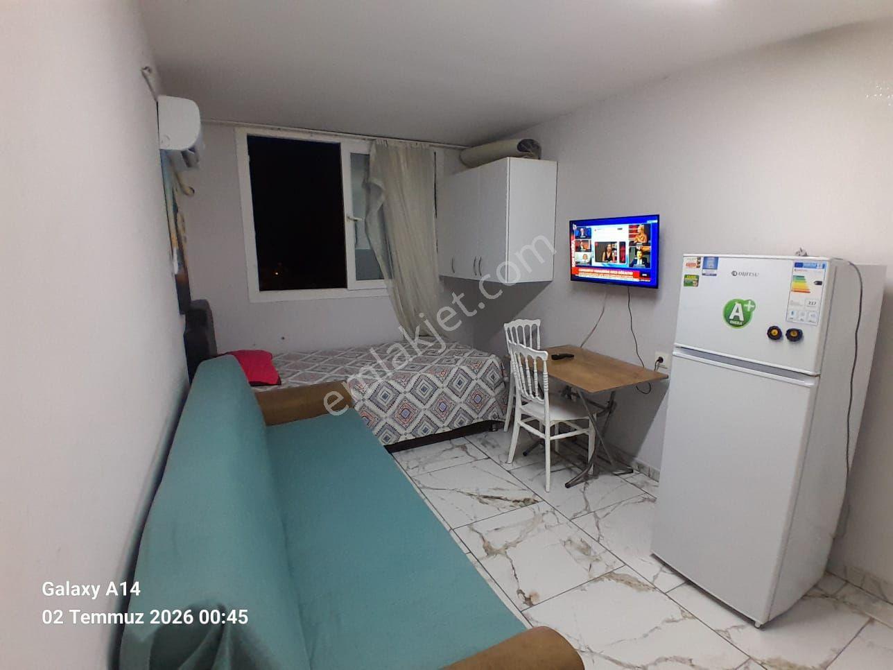 Metro Durağı Civarında Eşyalı Daire 1+0 - Görsel 7