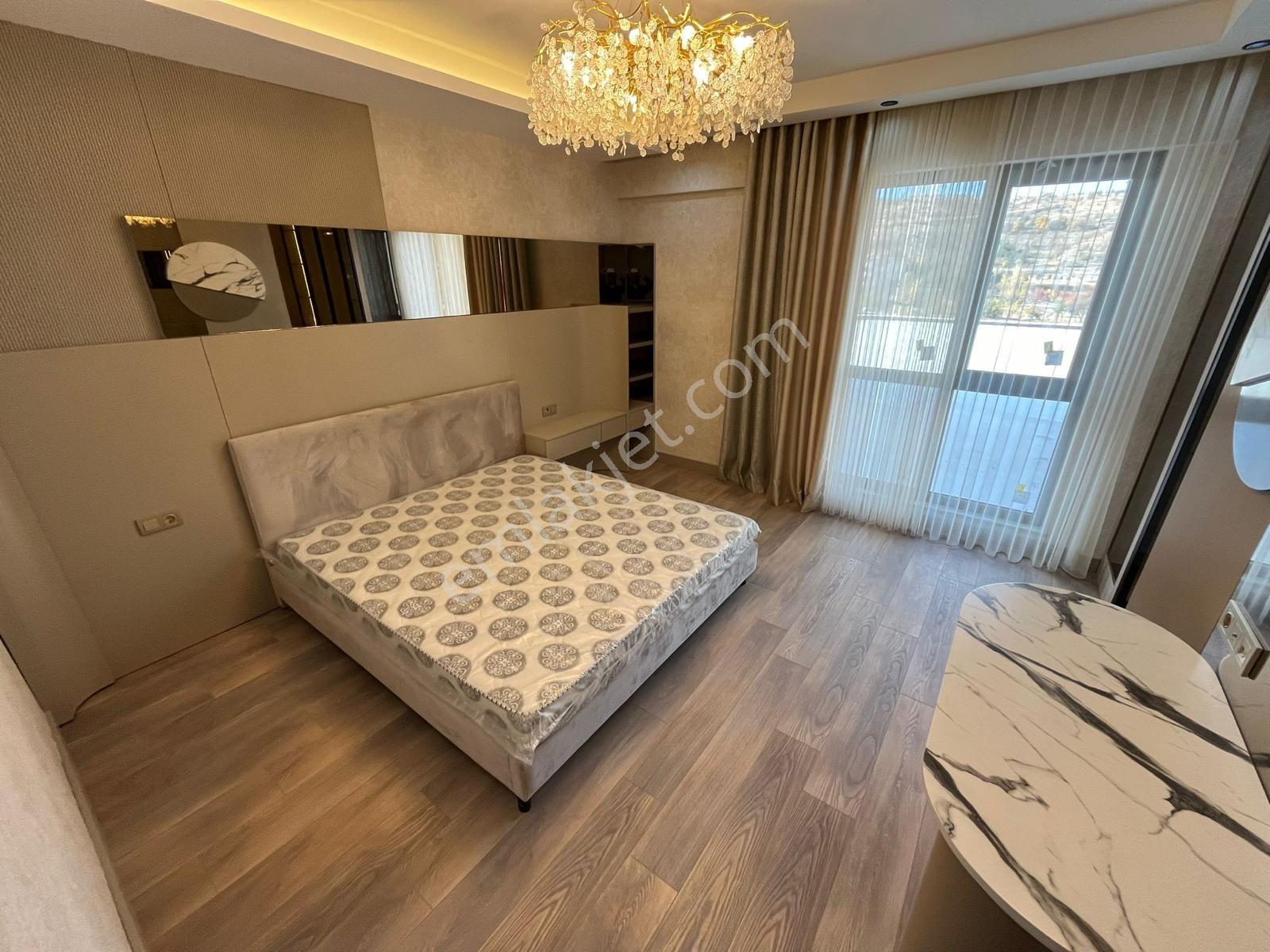 Ovacık Mahallesinde 4+1 Lüks Satılık Daire | Modern Mimari Ve Prestijli Yaşam - Görsel 13