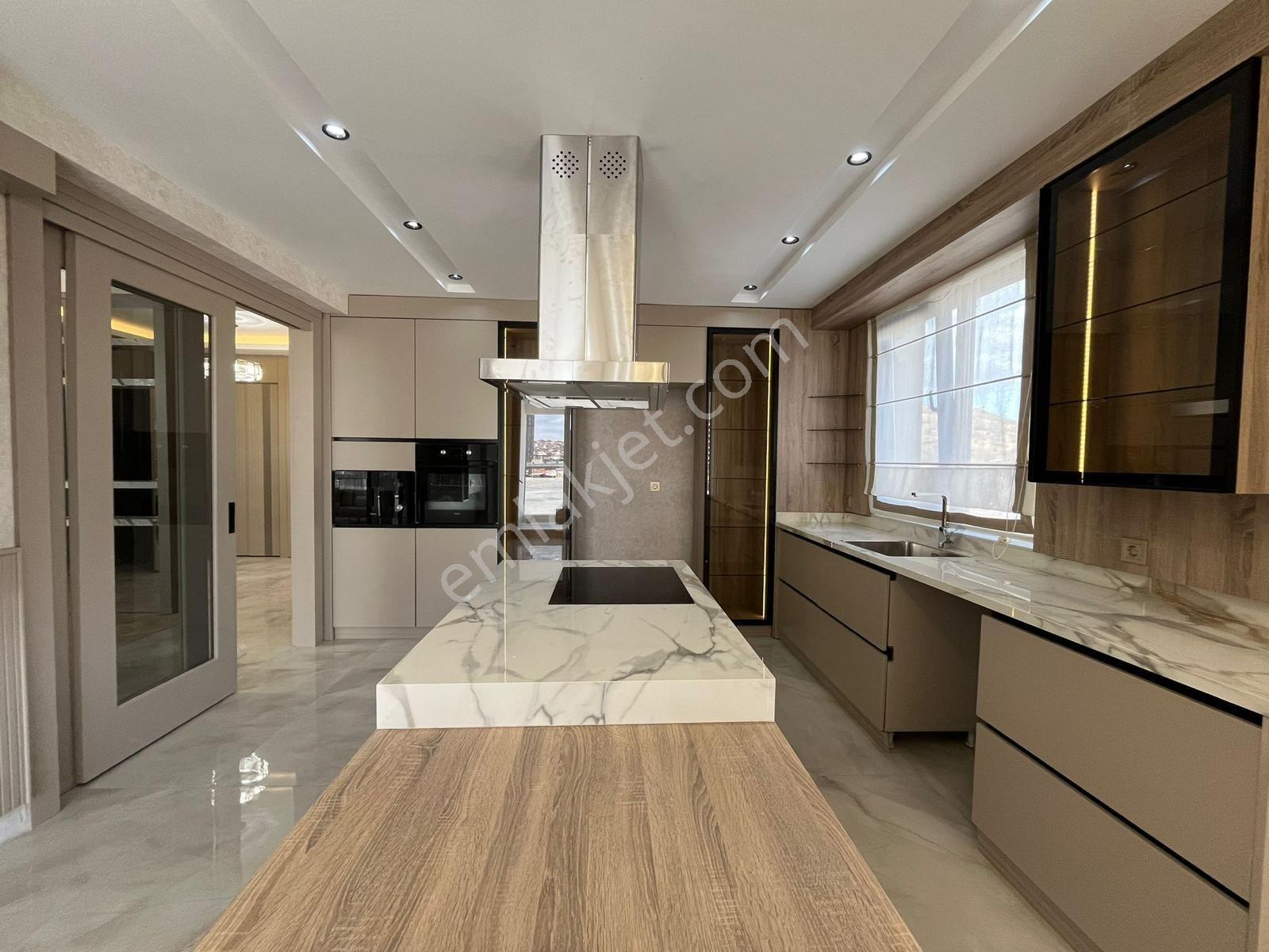 Ovacık Mahallesinde 4+1 Lüks Satılık Daire | Modern Mimari Ve Prestijli Yaşam