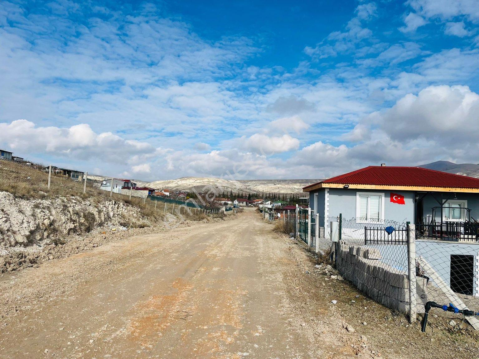 Ayaş Tekke’de Resmi Mahalle İçinde İmarlı Arsa - Görsel 2