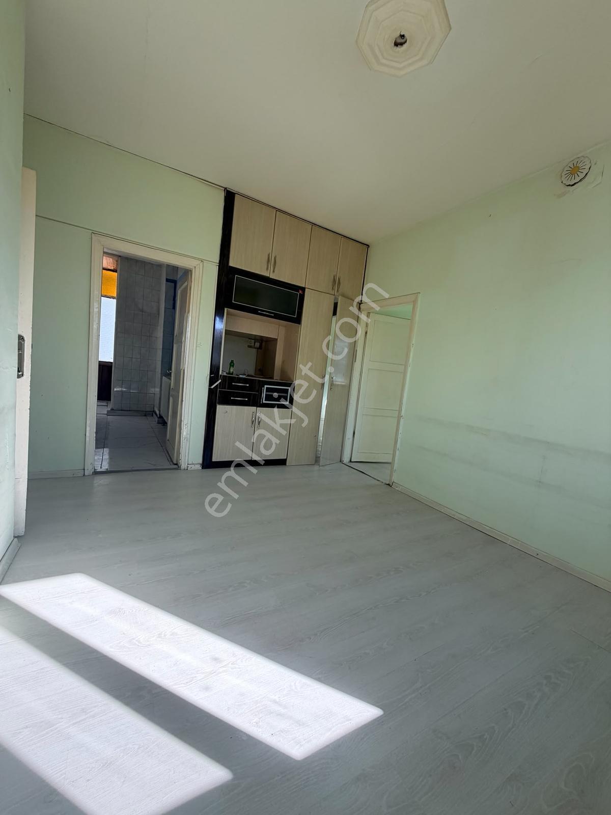 Belsin De Tramvay Yanıbaşında Uzun Süre Oturulabilir Kiralık 3+1 - Görsel 17
